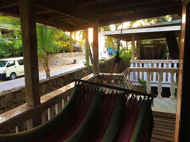 Coconut Tree West End 호텔 외부 사진